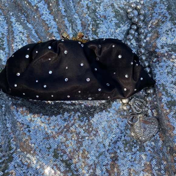 🖤✨Black rhinestone clutch purse✨🖤 - Picture 8 of 10